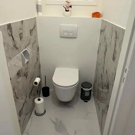 Iveta's Palace شقة أوستيند