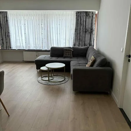 Appartement Iveta's Palace Oostende