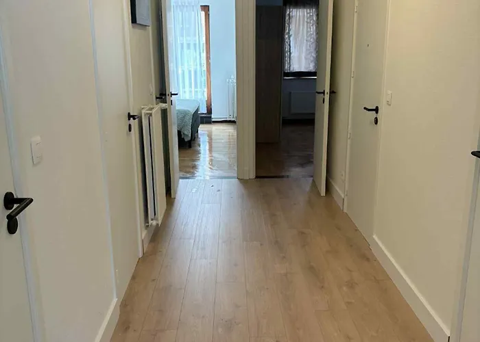 Iveta's Palace Oostende